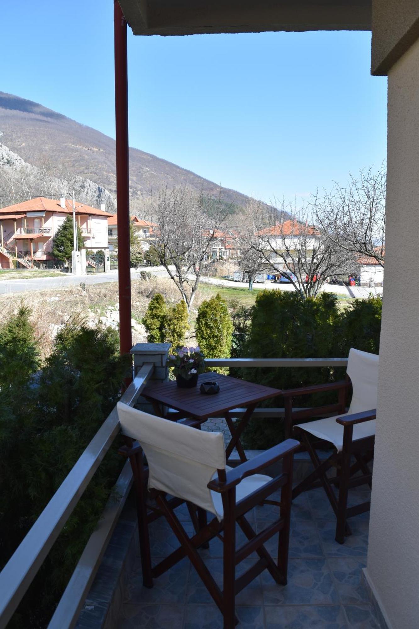 Pnoe Apartments Loutraki  Bagian luar foto
